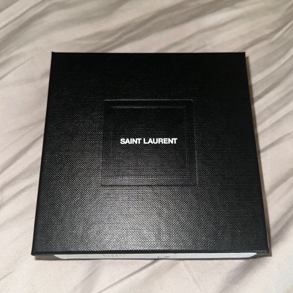 NWT 2019 YSL Gift - Leather Card Holder w/ Mirror - Picture 9 of 12